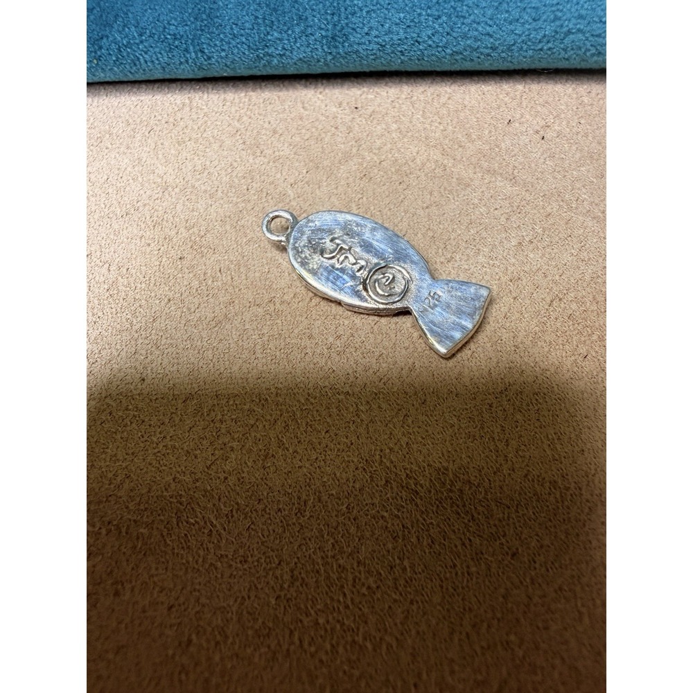 Vintage Jaime Mor Signed 925 Sterling Silver Stylized Fish Pendant - Picture 2 of 3